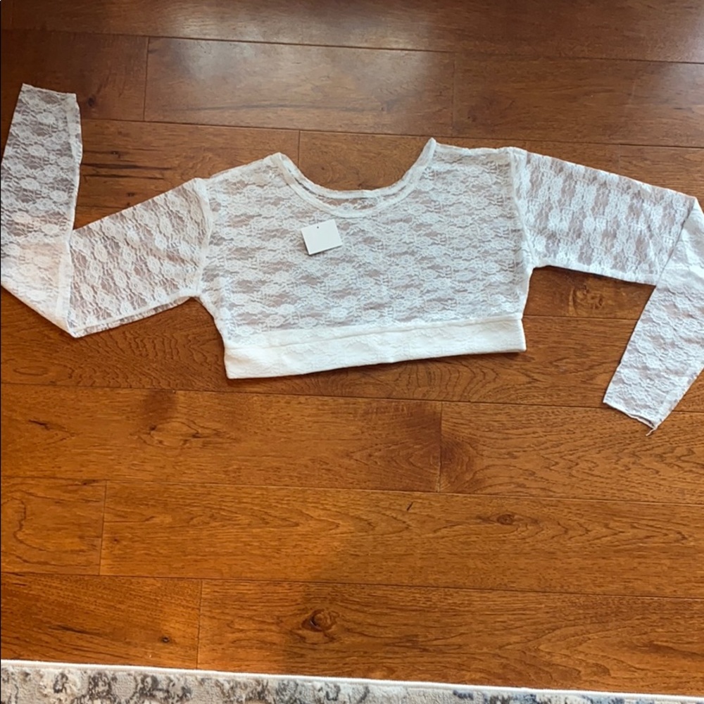 lace crop top
